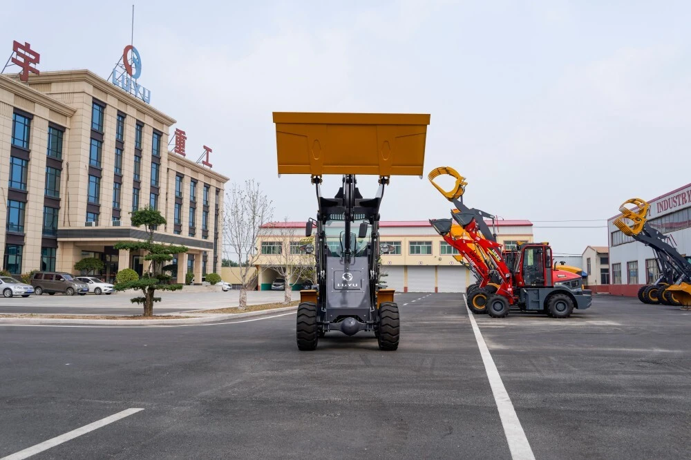 Wheel Loader at U & Me Traders in Pakistan