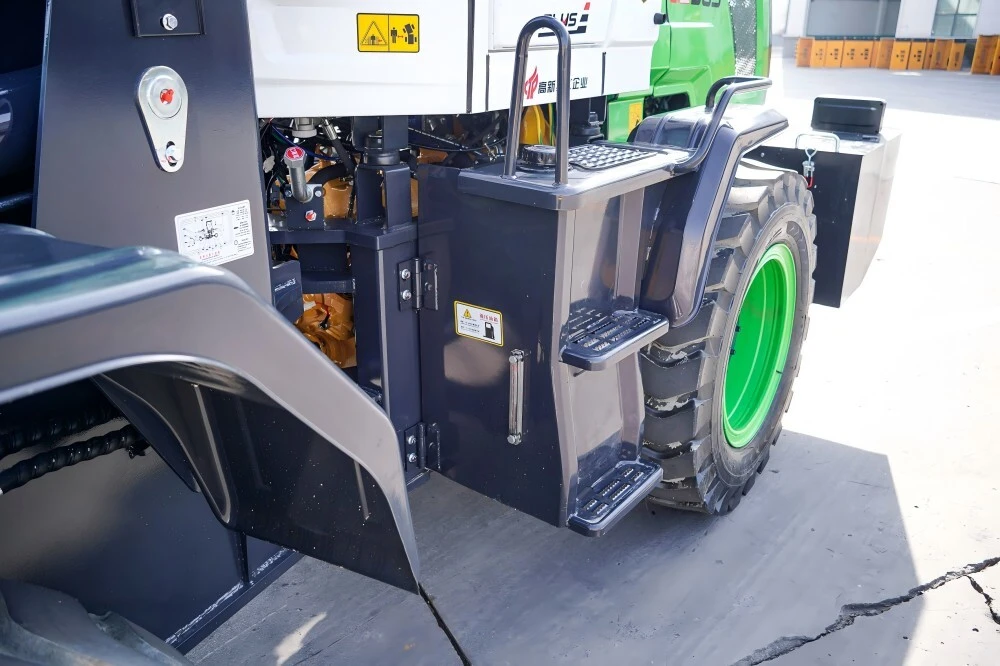 U & Me Traders in Pakistan: Green Wheel Loader with Black Bucket 