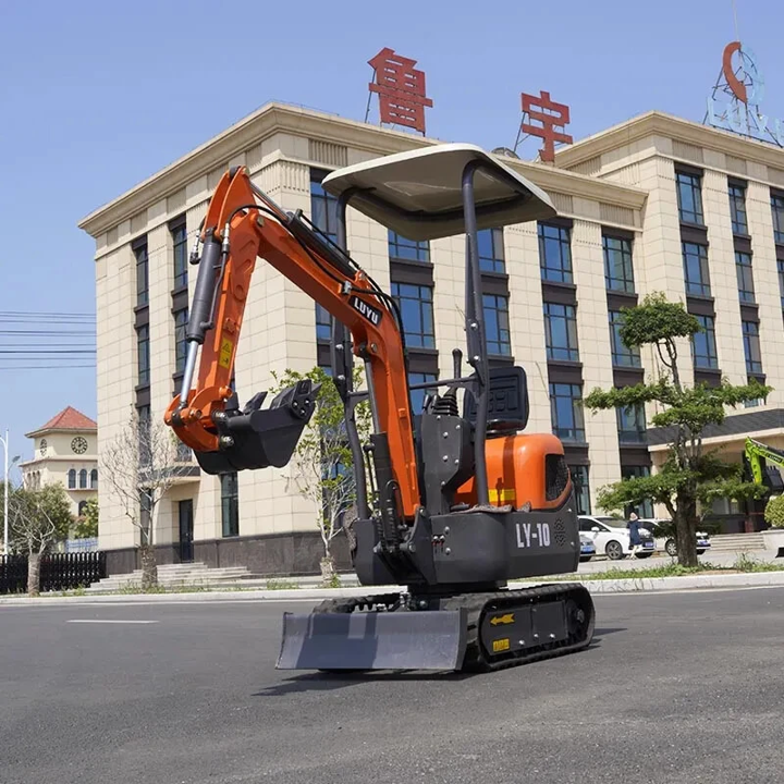 Mini Excavator: U & Me Traders in Pakistan 