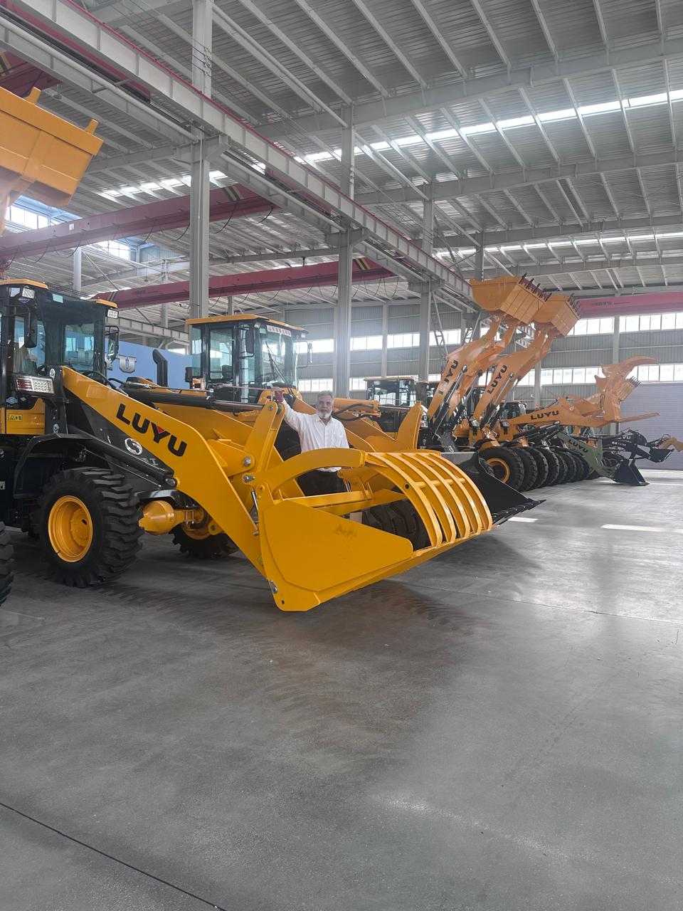 loader with silage extension